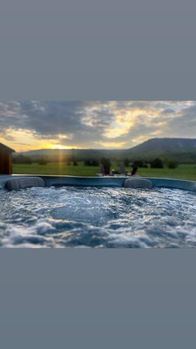 Holly Tree Retreat Located In Beautiful Luray, Va. Exterior foto
