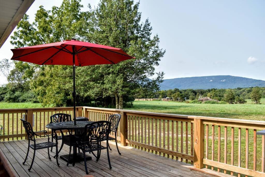 Holly Tree Retreat Located In Beautiful Luray, Va. Exterior foto