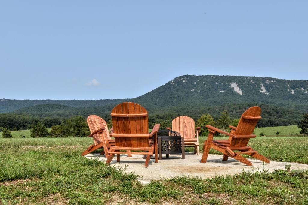 Holly Tree Retreat Located In Beautiful Luray, Va. Exterior foto