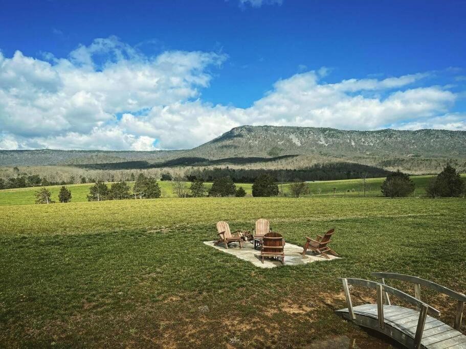 Holly Tree Retreat Located In Beautiful Luray, Va. Exterior foto