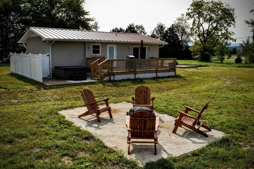 Holly Tree Retreat Located In Beautiful Luray, Va. Exterior foto